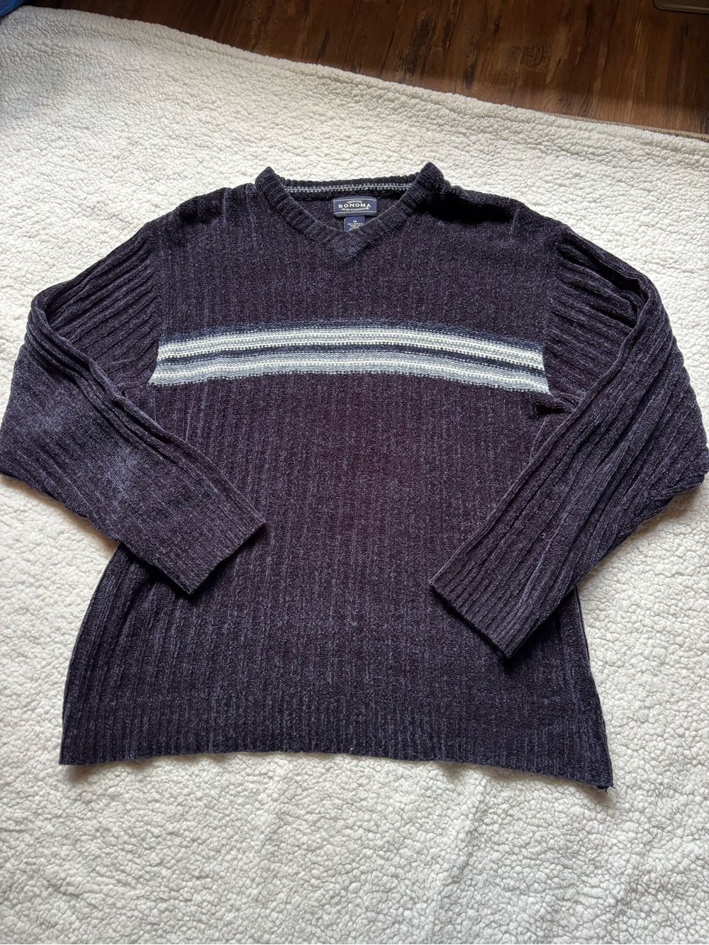 Sonoma Men's V-Neck Striped Sweater - Navy Size Medium